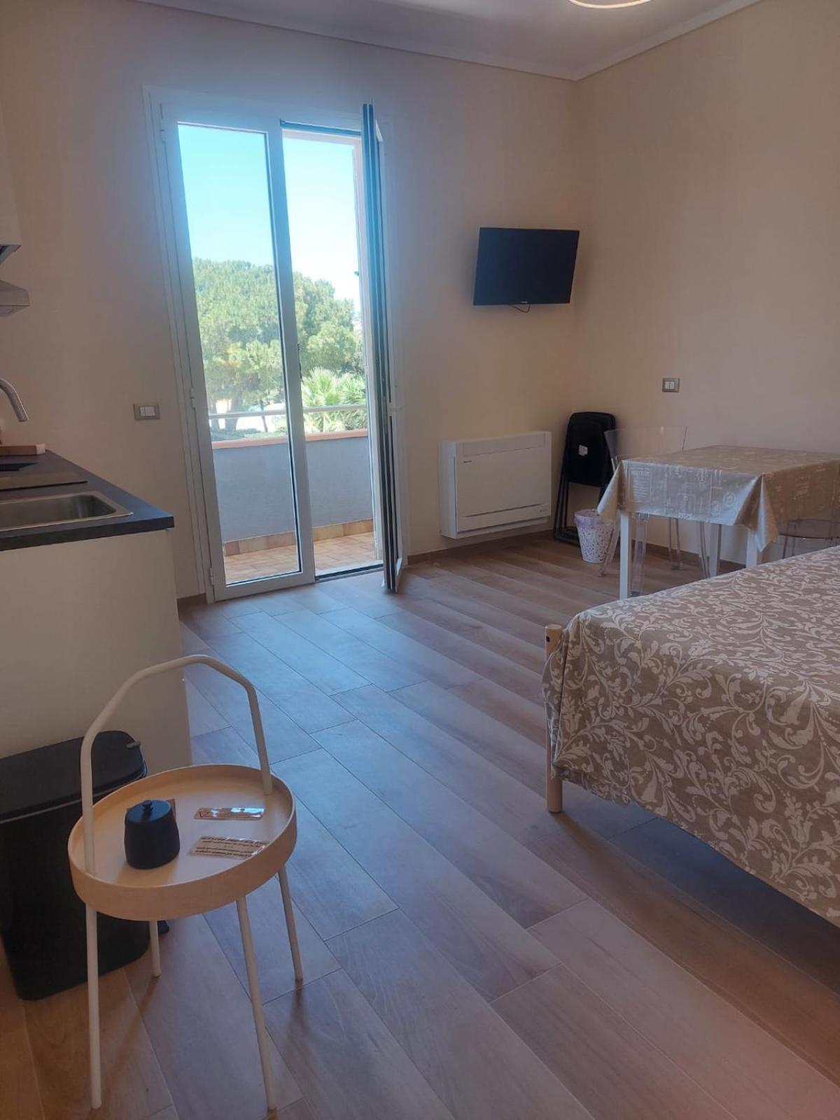 טרפאני Alcantara Suites מראה חיצוני תמונה
